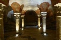 Tag 7 03.06.2022 Bayeux, Krypta