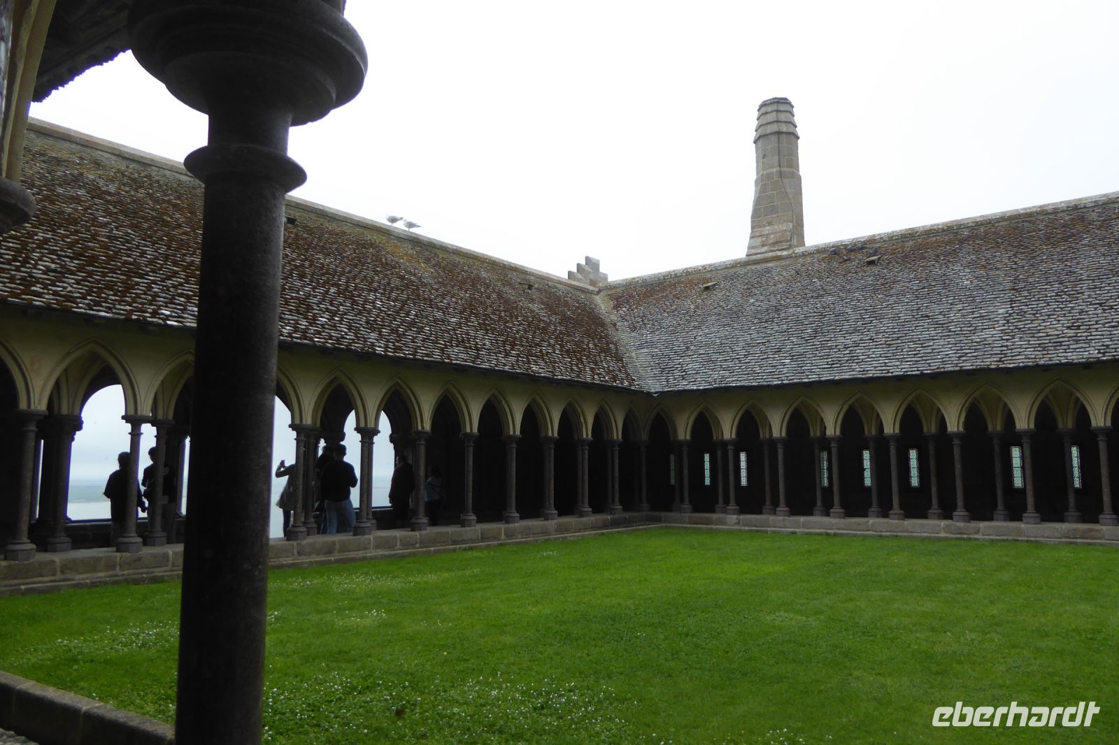 Tag 9 05.06.2022 Mont St. Michel, Kreuzgang