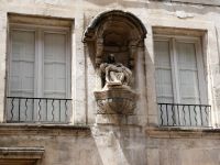 und nicht weit der sterbende Christus