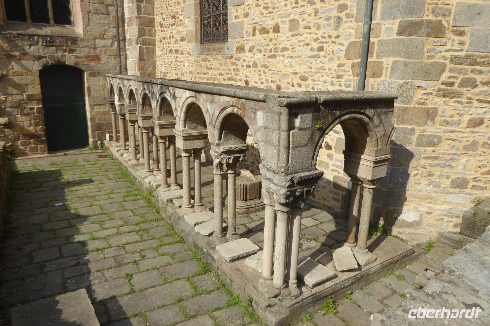 Tag 4 21.06.2022 St. Malò, romanischer Kreuzgang