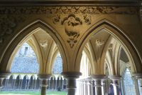 Tag 4 21.06.2022 Mont St. Michel, Kreuzgang, Detail