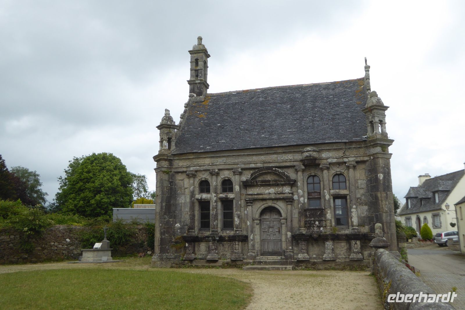 Tag 6 23.06.2022 Guimilliau, Beinhaus