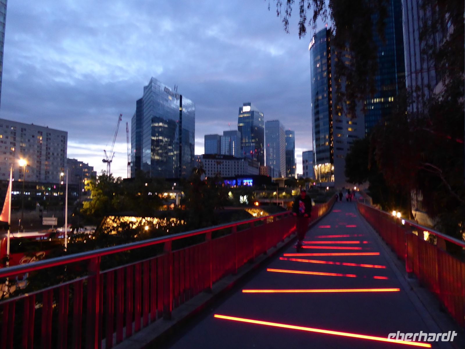 Tag 8 25.06.2022 Paris, La Défense, nächtliche Entdeckertour