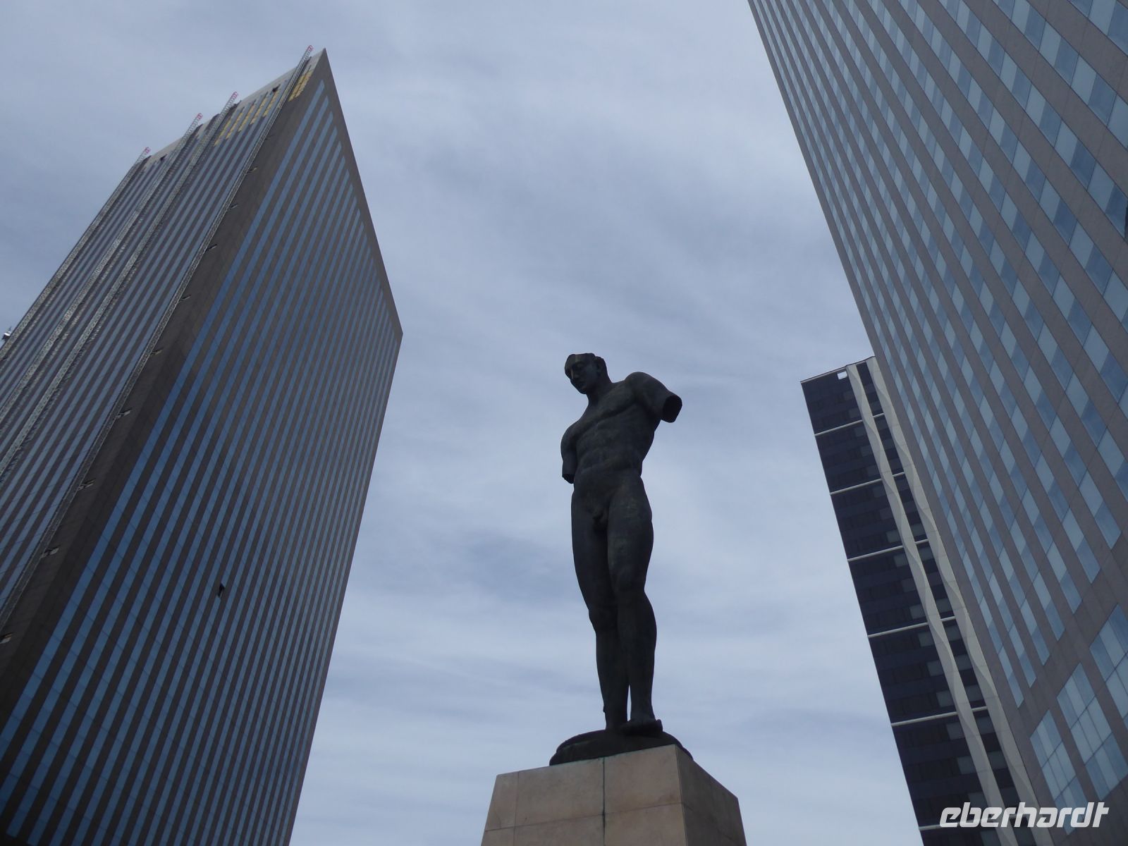 Tag 9 26.06.2022 Paris, La Défense, Igor Mitoraj