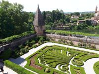 Frankreich- Rundreise Okzitanien: Albi - Blick in den Garten des Bischofspalastes