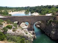 Frankreich - Rundreise Okzitanien: Die Teufelbrücke über den Herault
