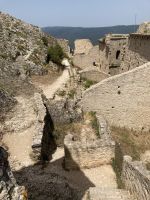 Frankreich - Rundreise Okzitanien: Katharerburg Peyrepertuse - St. Jordi