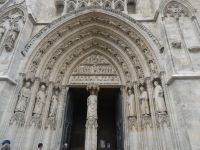 Eingang der Kathedrale St.André