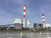 Kraftwerke gibt es einige an der Loire.