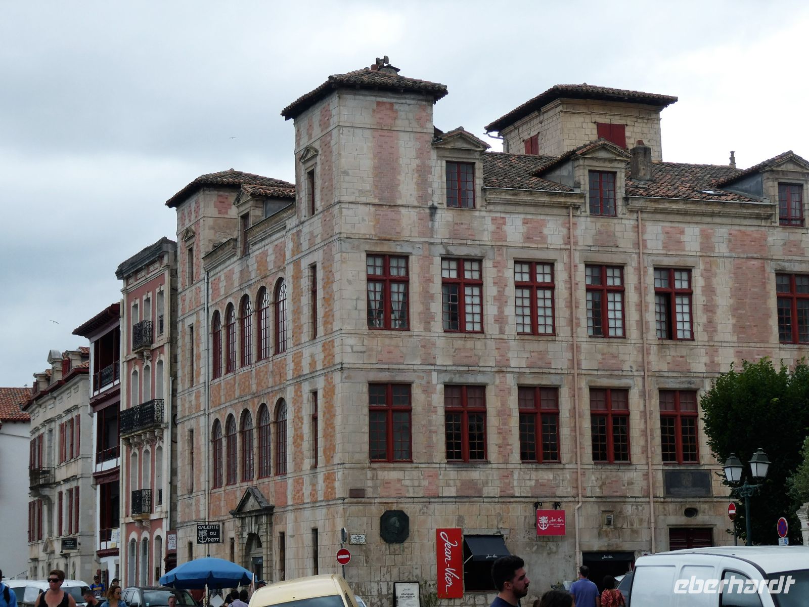 Hier wohnte Ludwig der XIV. vor seiner Hochzeit