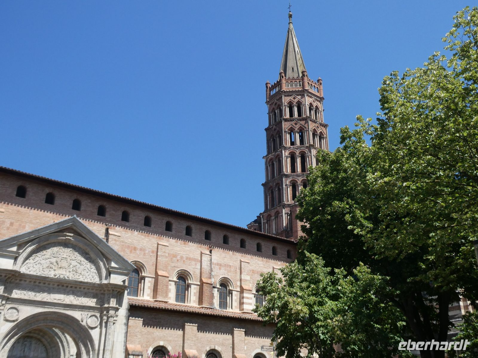 an der romanischen Basilika St.Sernin