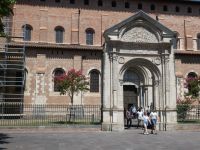 Eingang der Basilika St. Sernin