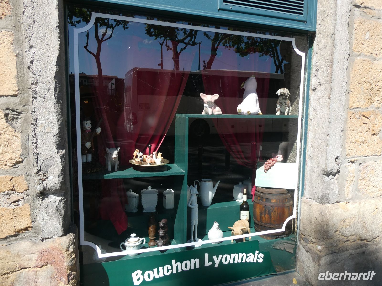 typisches kleines Restaurant in Lyon