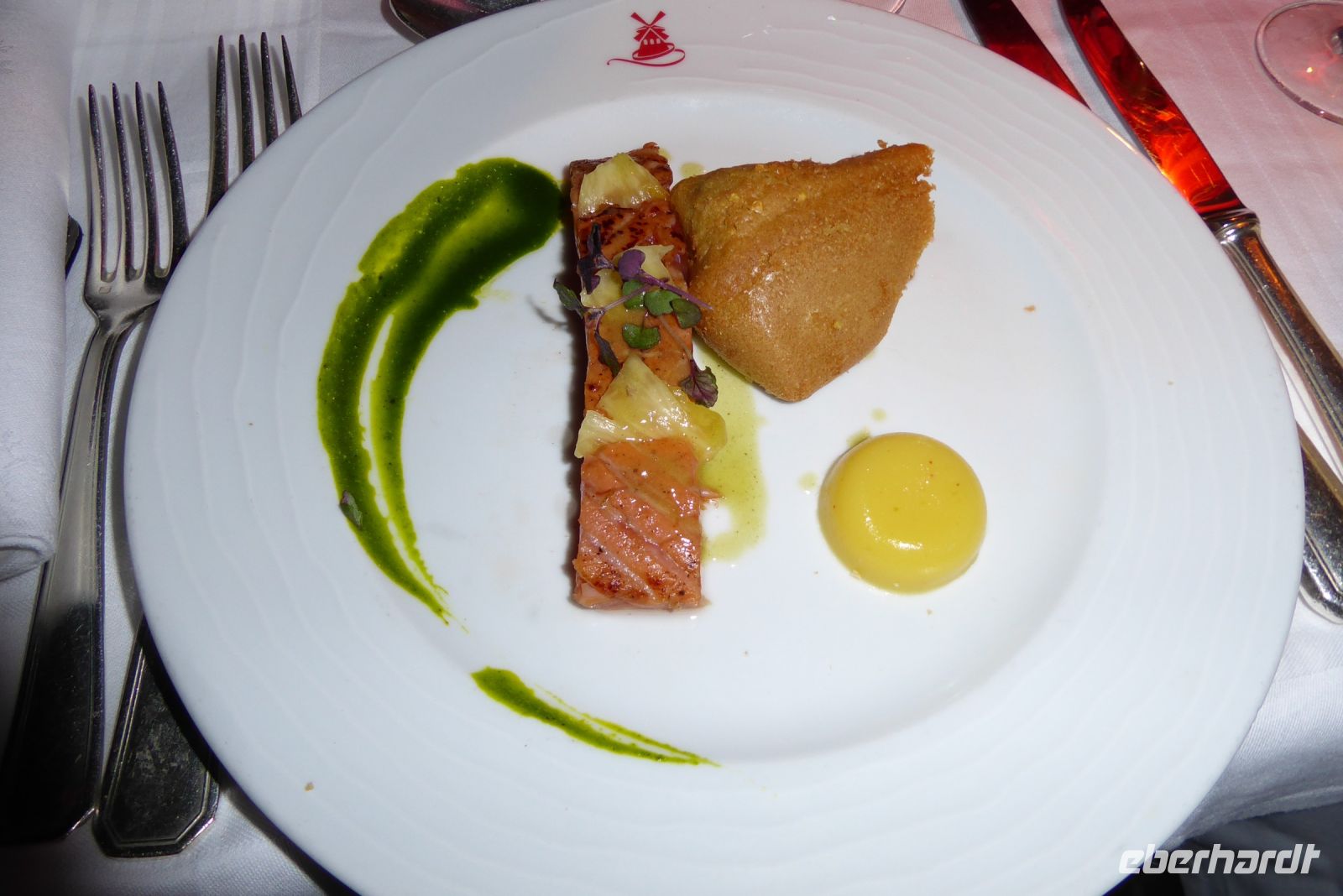 Paris Petit Tag 2 25.07.2022 Vorspeise im Moulin Rouge