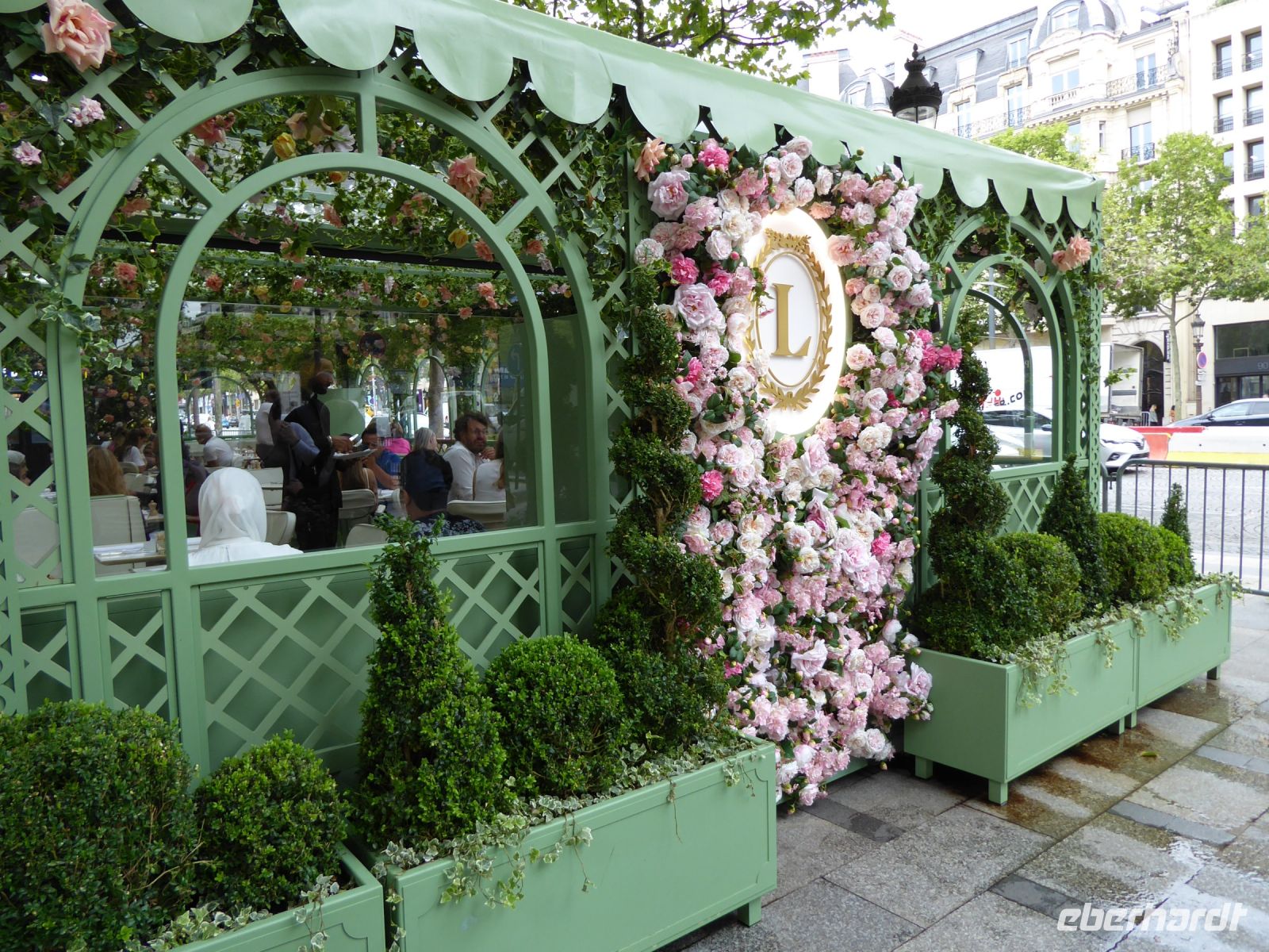 Paris Petit Tag 4 26.07.2022 Ladurée