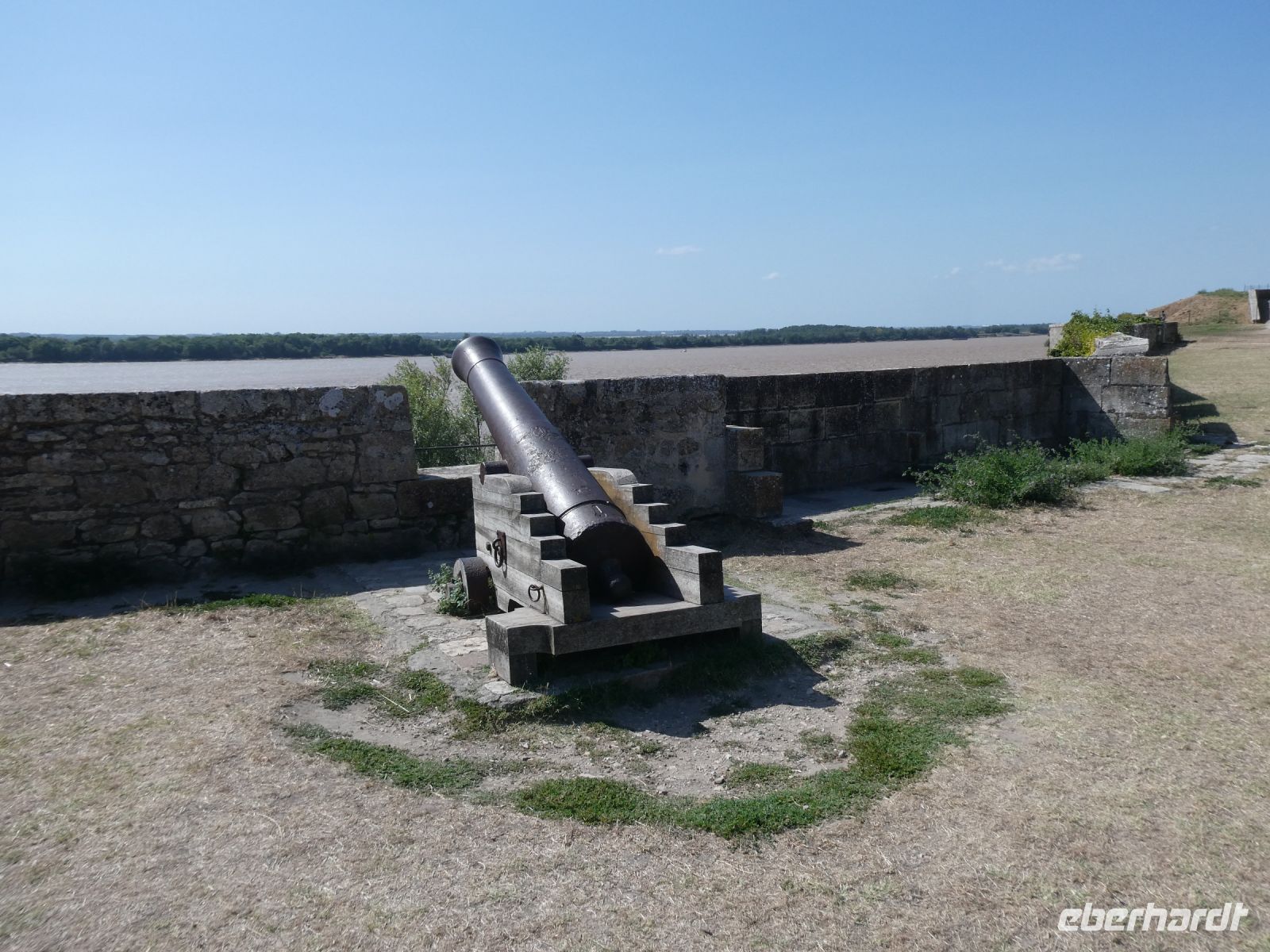 Kanonen bewachen die Gironde am Fort Blaye