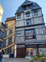 Rouen, Stadtrundgang, farbenfrohe Fassaden