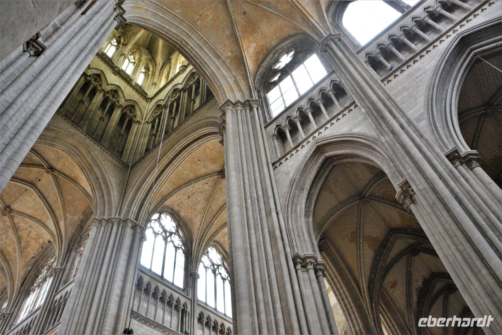 Gewölbe in der Kathedrale von Rouen