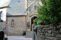 vor der Église St.Pierre