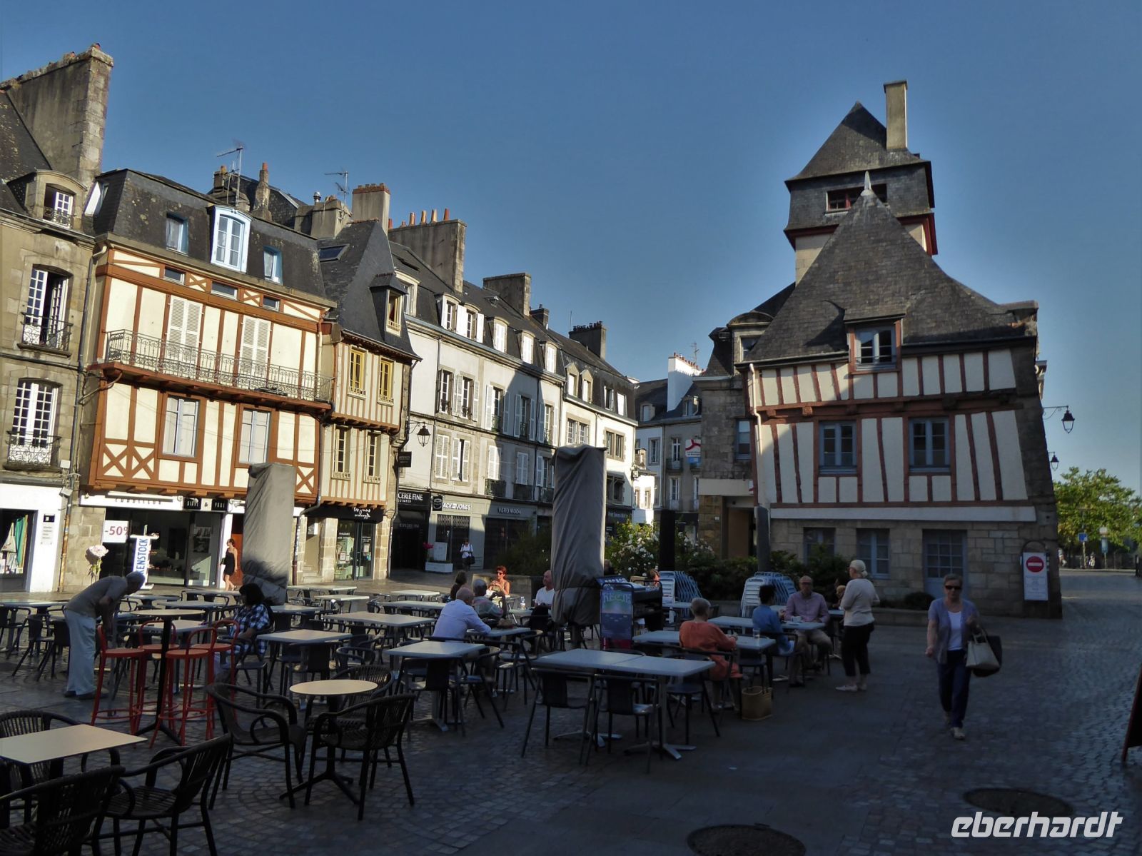 Tag 7 12.08.2022 Stadtführung in Quimper