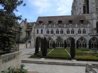Tag 10 15.08.2022 Stadtführung in Rouen, Kreuzgang Kathedrale