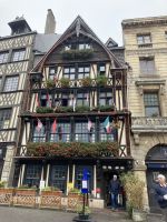Älteste Herberge Rouens. Möglich, auf jeden Fall haben viele Berühmtheiten hier ihre Zeit verbracht….