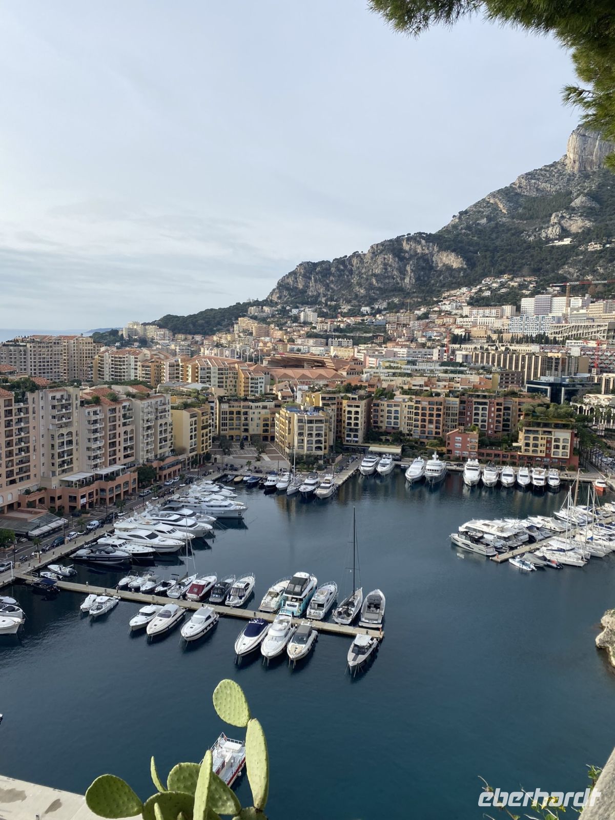 kleiner Yachthafen in Monaco .JPEG