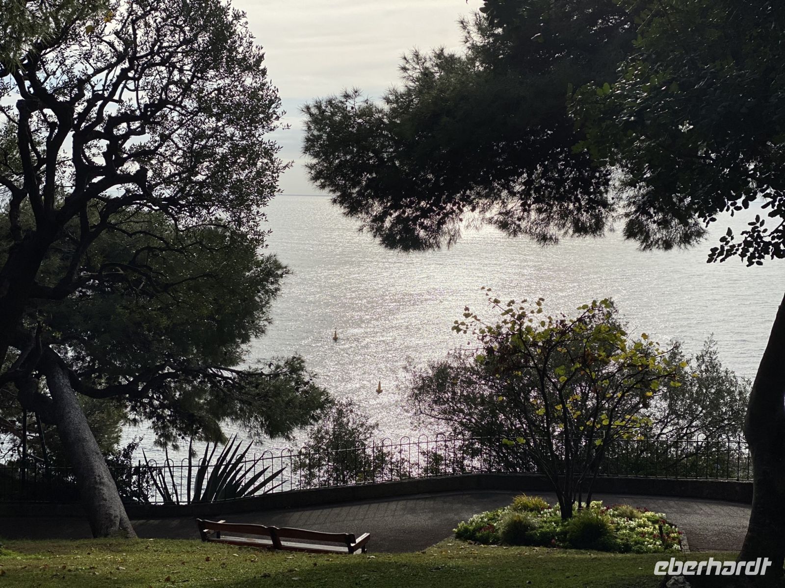 Parcours Princess Grace mit Blick auf das Meer.JPEG