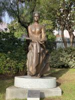 Statue von Grace Kelly im Parcours Princess Grace .JPEG