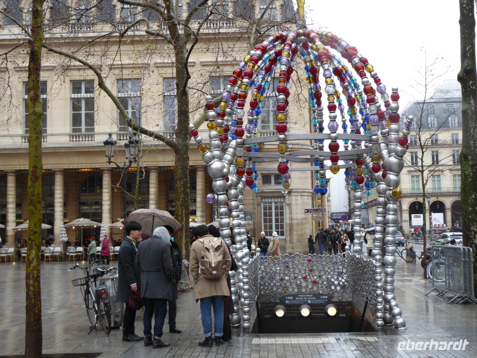 Tag 2 30.12.2022 Paris Silvesterreise, Métrostation von Jean-Michel Othoniel