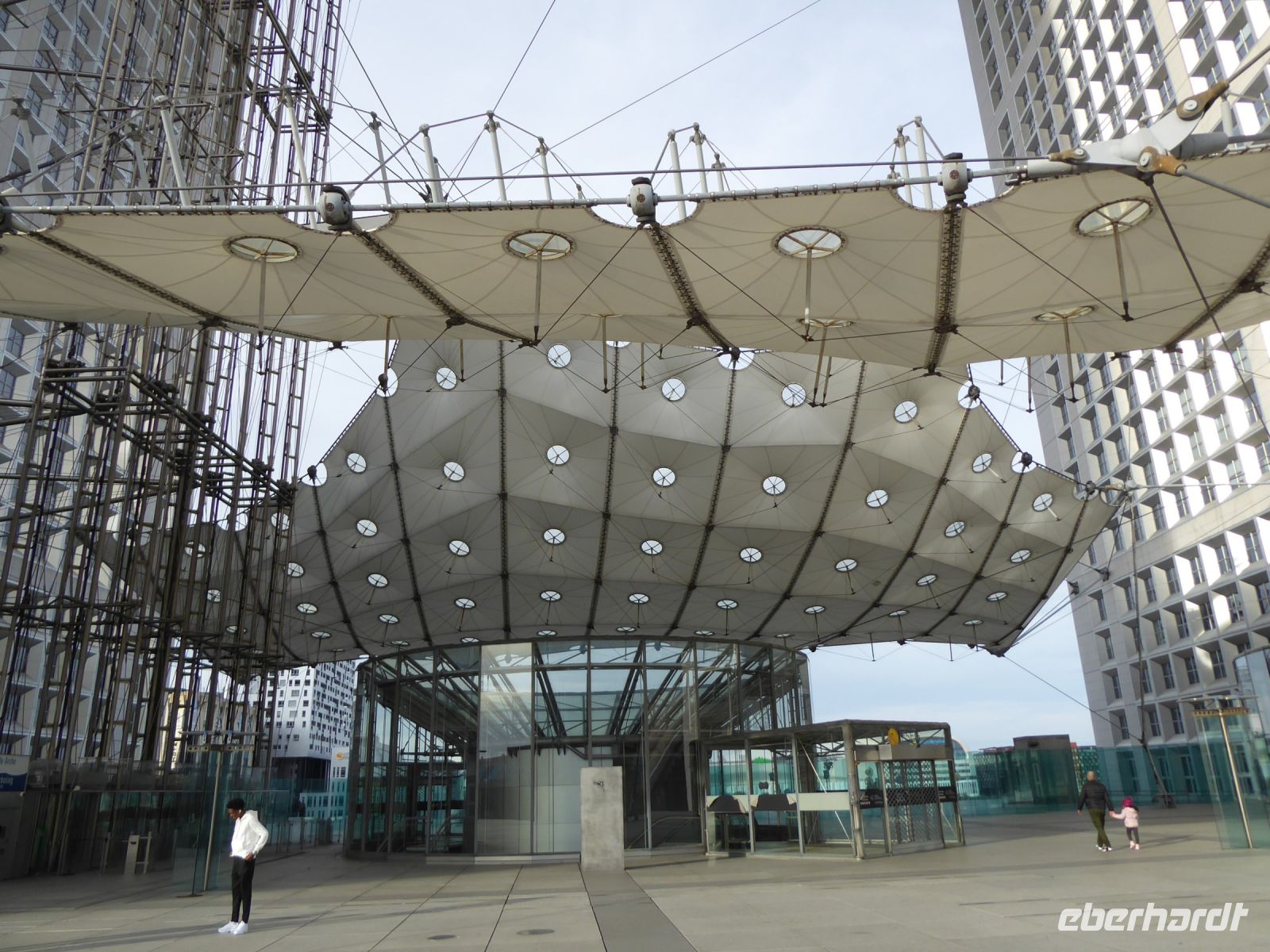 Tag 3 31.12.2022 Silvesterreise Paris, La grande Arche