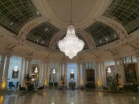 Tag 1 Le Negresco, Eingangshalle