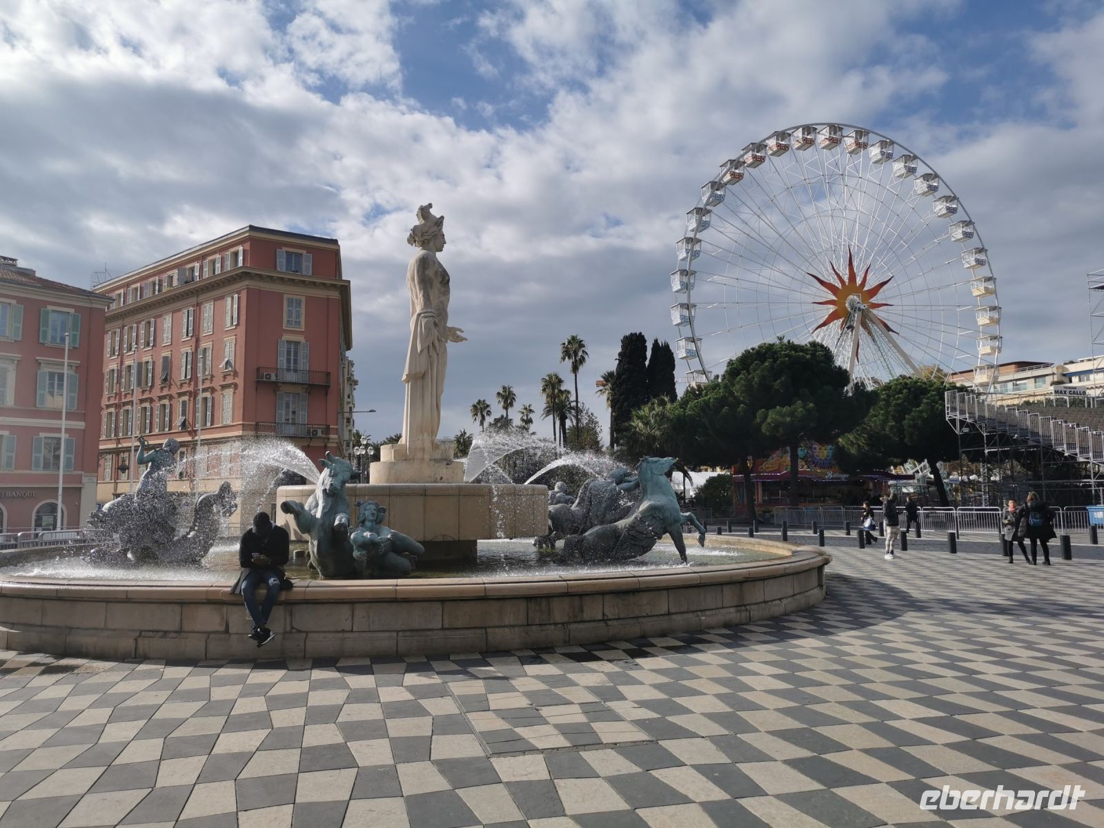 Tag 2 Stadtrundgang Nizza, Place Masséna