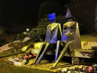 Tag 4 Statue Bruder und Schwester von A. Masson, Zirkusfestivalgelände