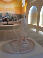 Kunstwerk von Folon in der Büßerkapelle