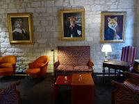 In der Hotellobby, Hotel St. Paul