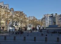 Tag 2 07.04.2023 Entdeckerspaziergang im Quartier Les Halles