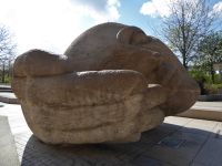 Tag 2 07.04.2023 Entdeckerspaziergang im Quartier Les Halles, l´Écoute, Henri de Miller, 1986