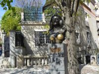 Tag 4 09.04.2023 Entdeckerrundgang über den Montmartre, Dalida