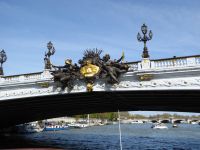 Tag 4 09.04.2023 Schifahrt auf der Seine, Pont Alexandre III