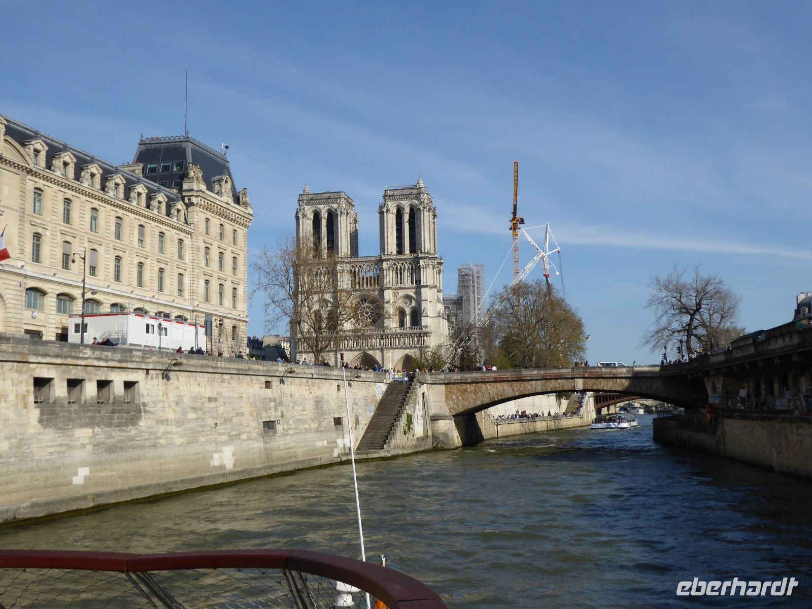 Tag 4 09.04.2023 Schifahrt auf der Seine, Nôtre Dame