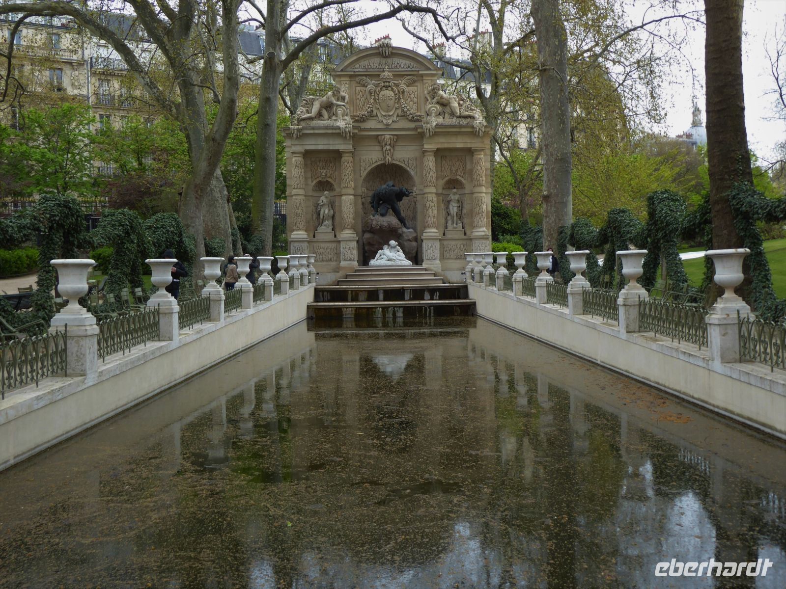 Tag 5 10.04.2023  Entdeckerspaziergang im 6. Arrondissement, Jardin de Luxembourg, Medici Brunnen