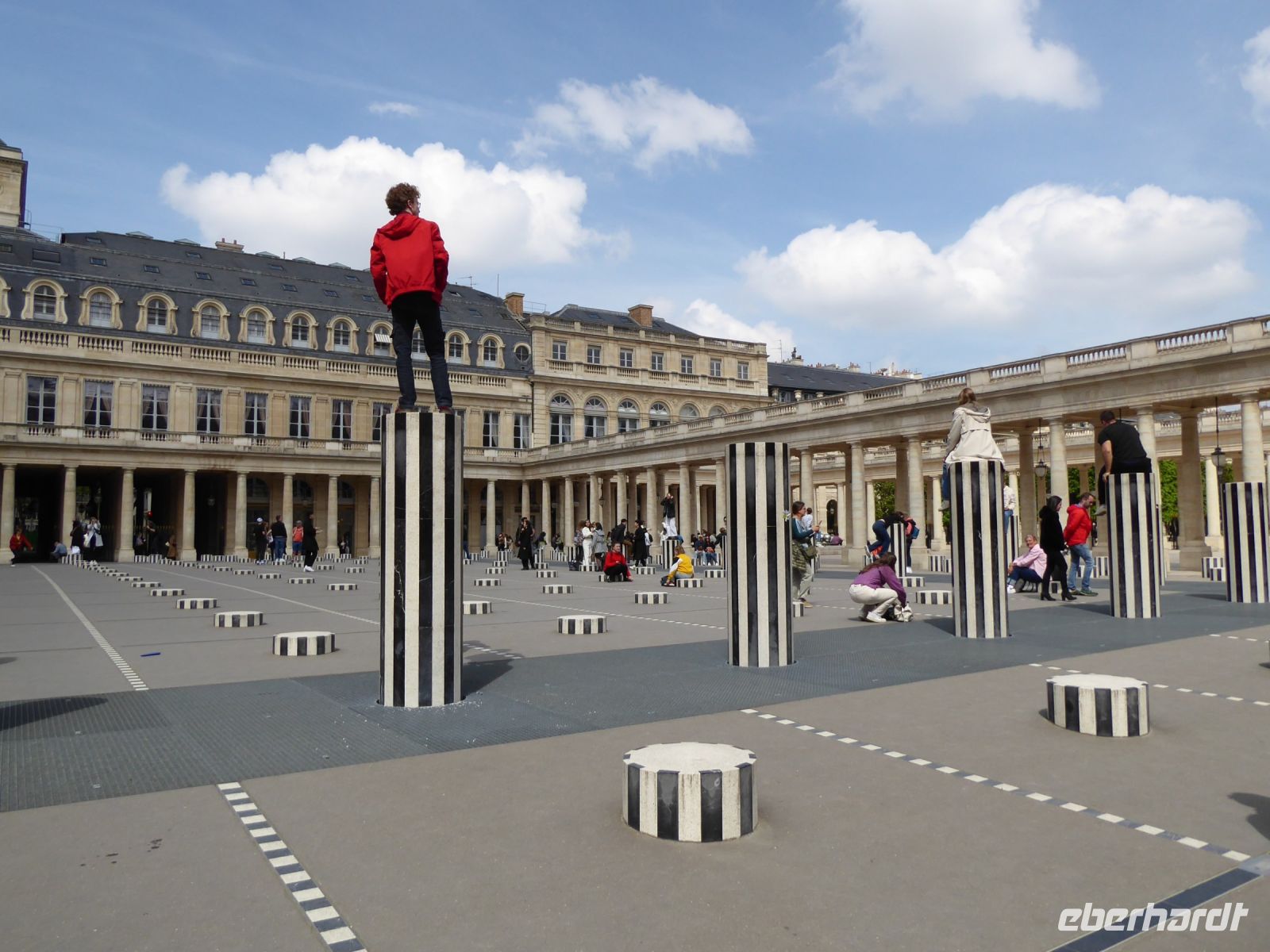 Tag 2 30.04.2023  Im Hof des Palais Royal, , Daniel Buren