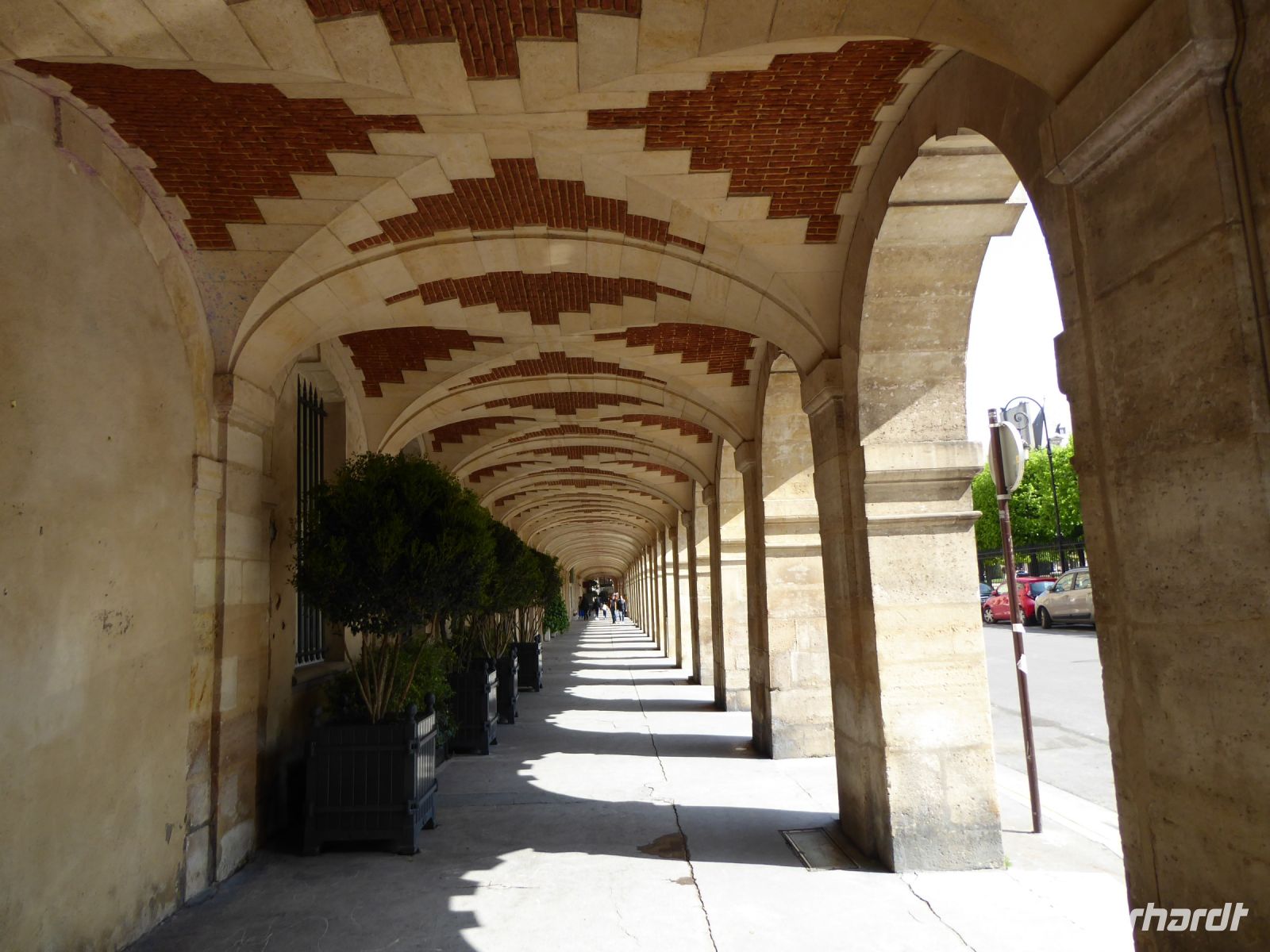 Tag 4 01.05.2023  Place des Vosges