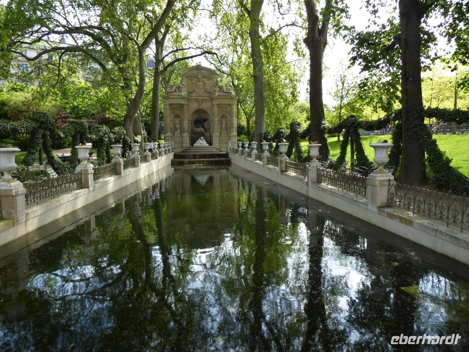 Tag 6 04.05.2023 Spaziergang am Morgen: Medici Brunnen im Jardin de Luxembourg