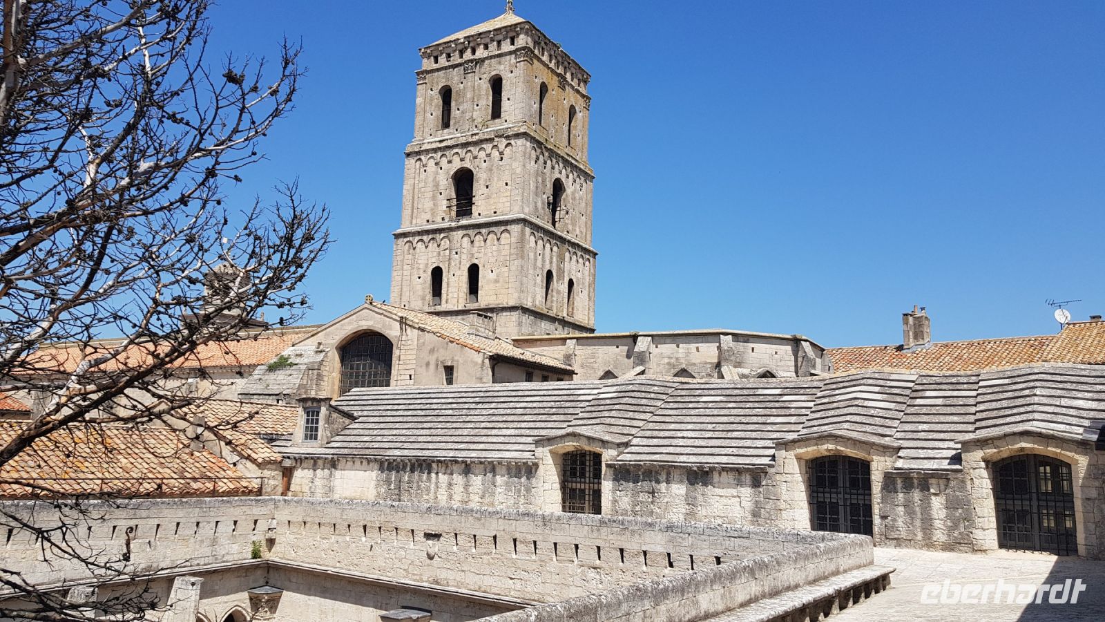 Arles Turm von St. Trophine