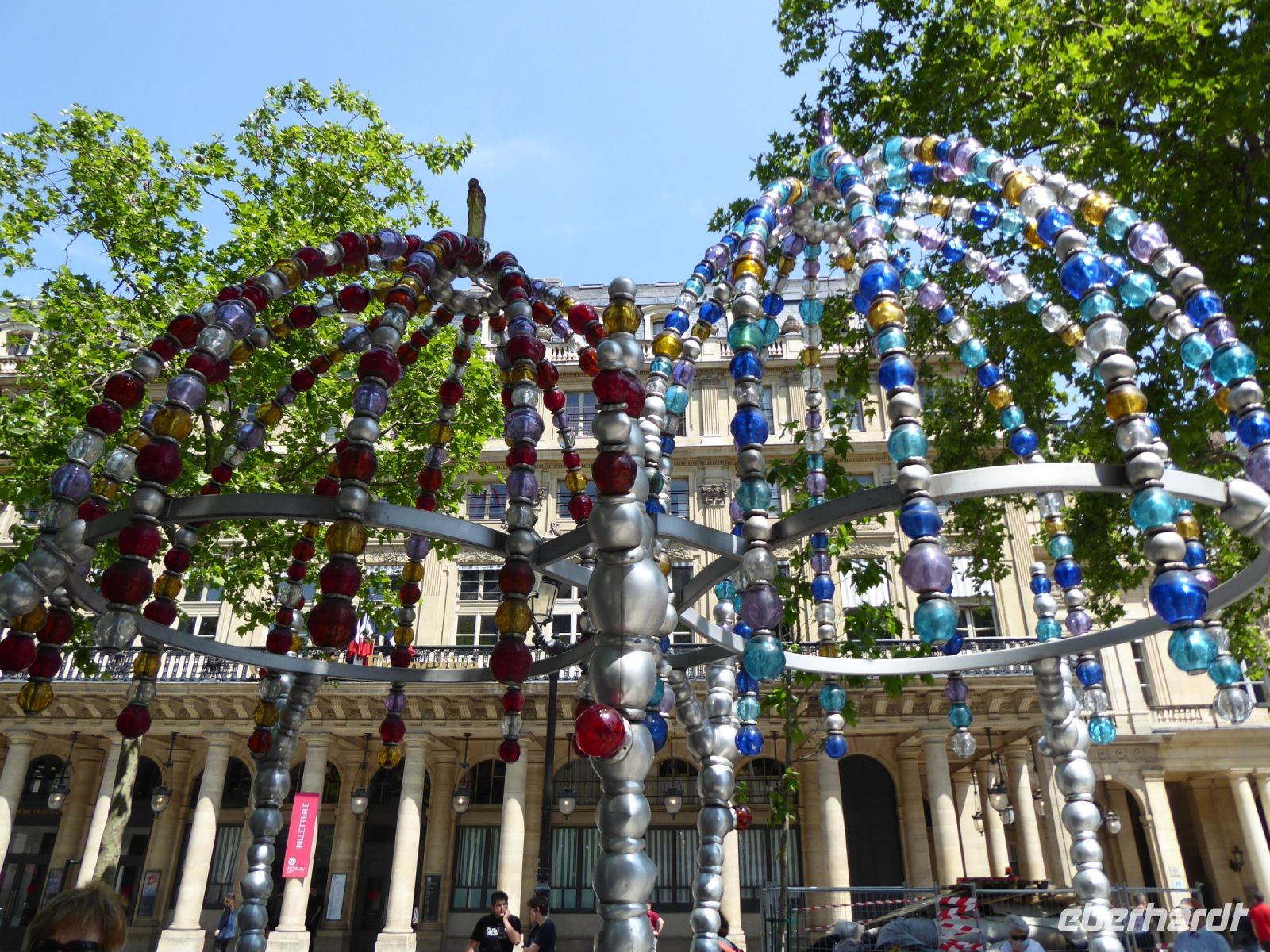 Tag 2 28.05.2023 Stadterkundung, Métrostation von Othoniel