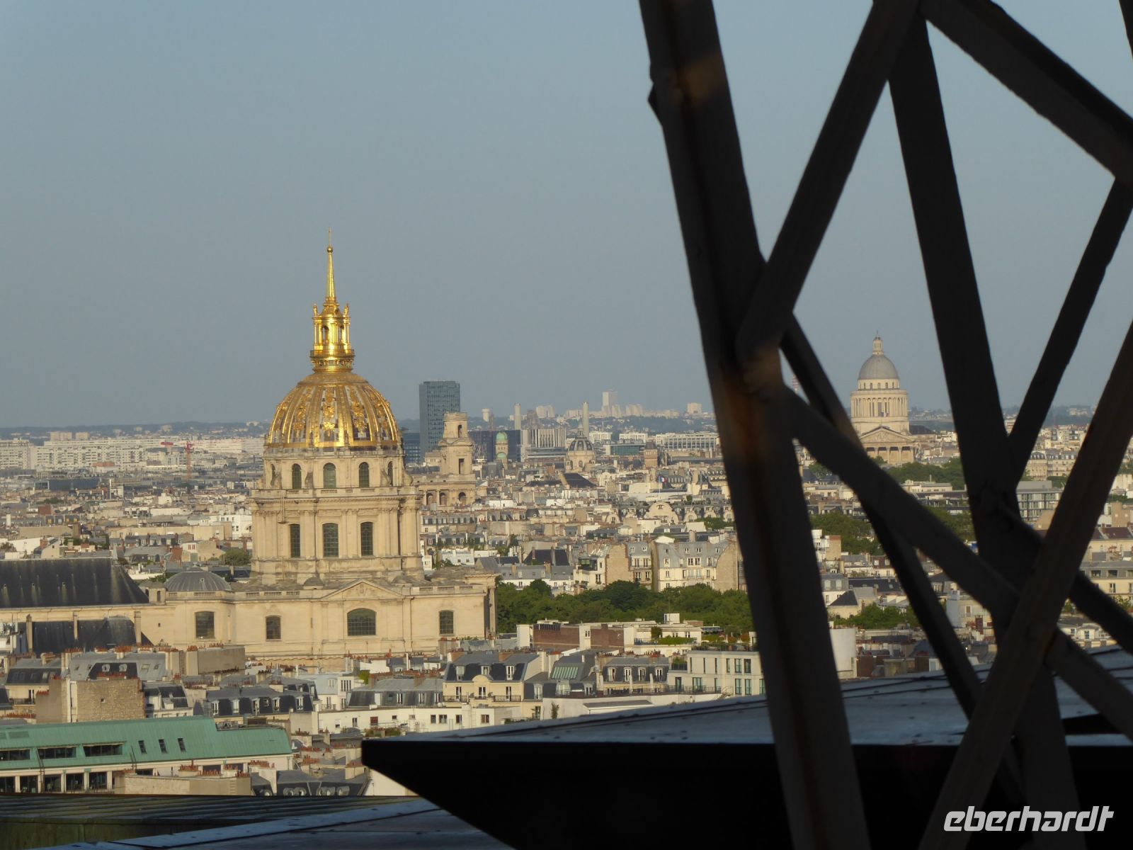 Tag 4, 30.05.2023 Blick vom Eiffelturm, Invalidendom