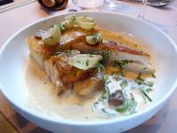 Tag 4, 30.05.2023 Fein speisen in luftiger Höhe auf dem Eiffelturm 