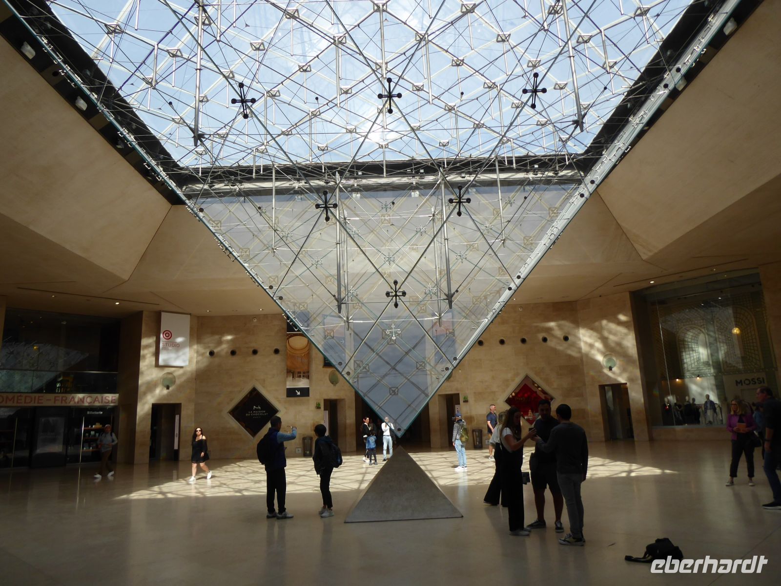 Tag 5 31.05.2023 Im Louvre, kleine Pyramide